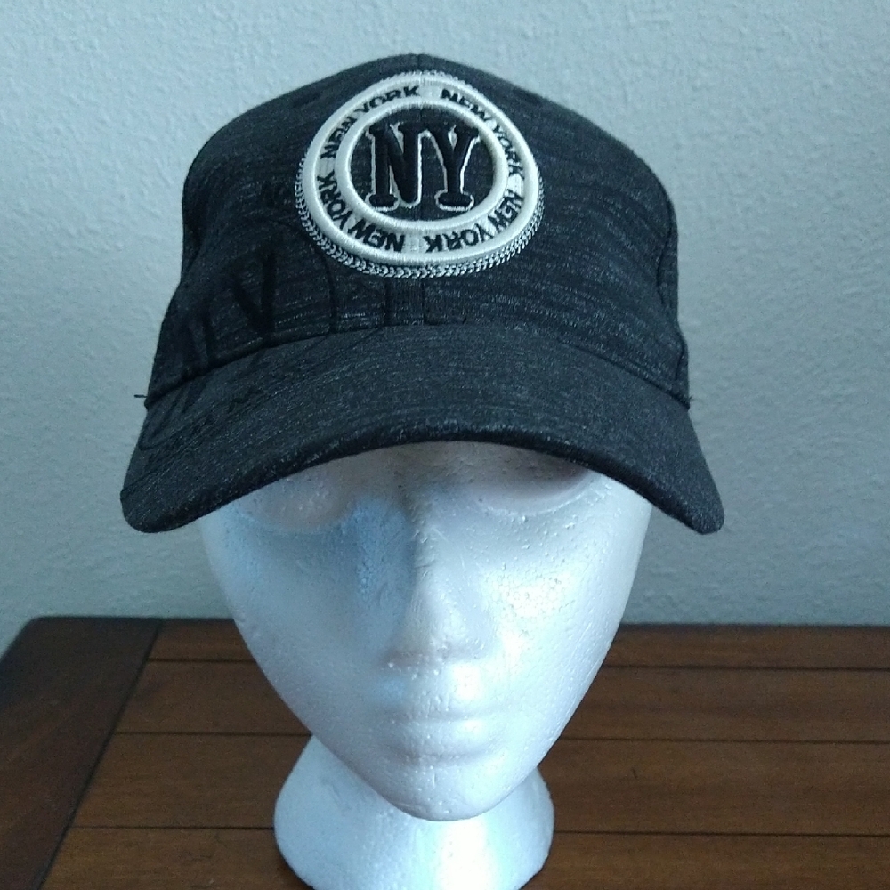 Robin Ruth Black NY Hat